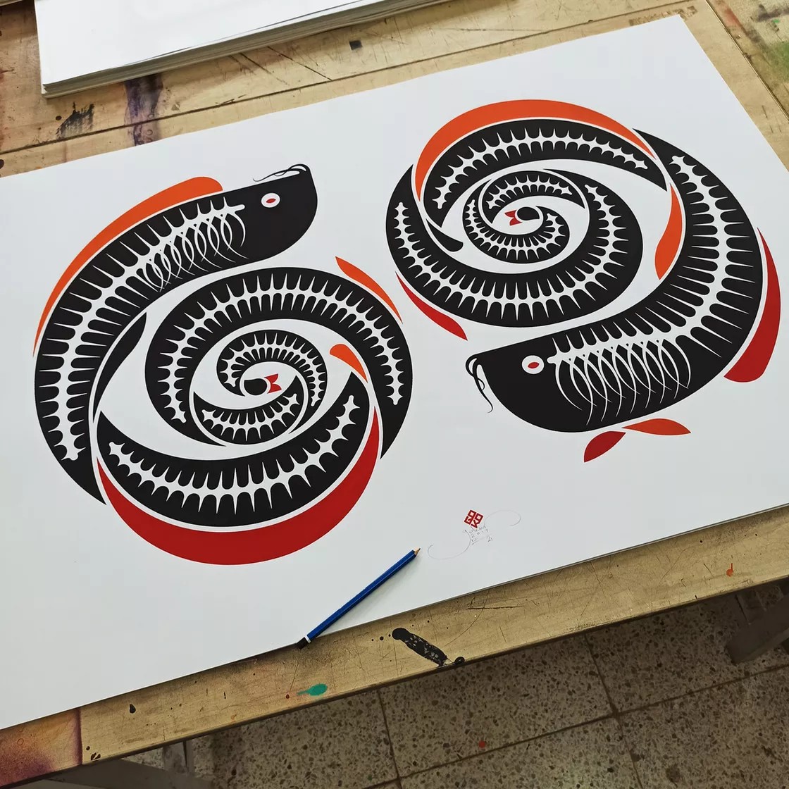 gokoroko's tweet image. Inside Outside 0t by @gokoroko via @artfinder #signed #screenprinted #art #printmaking #fish #artonpaper #arowana #fishbone 

artfinder.com/product/callig…