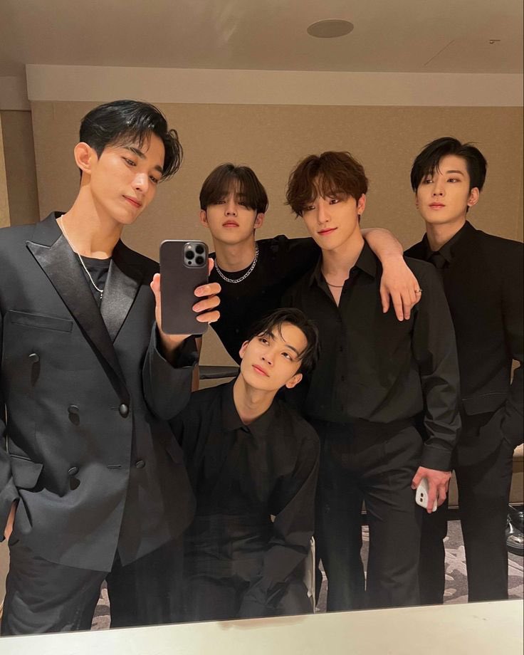 wonuoiawoo's tweet photo. 🖤 https://t.co/VE3tioDkw7