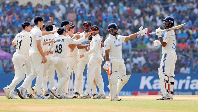 cryptowaladmc's tweet photo. 📌 Newzealand Created History 📌
First Ever Team To Clean Sweeps India at Home Test Series’s 3+ Matches
#NewZealand #testathome #INDWvNZW https://t.co/UwHAzXeh3H