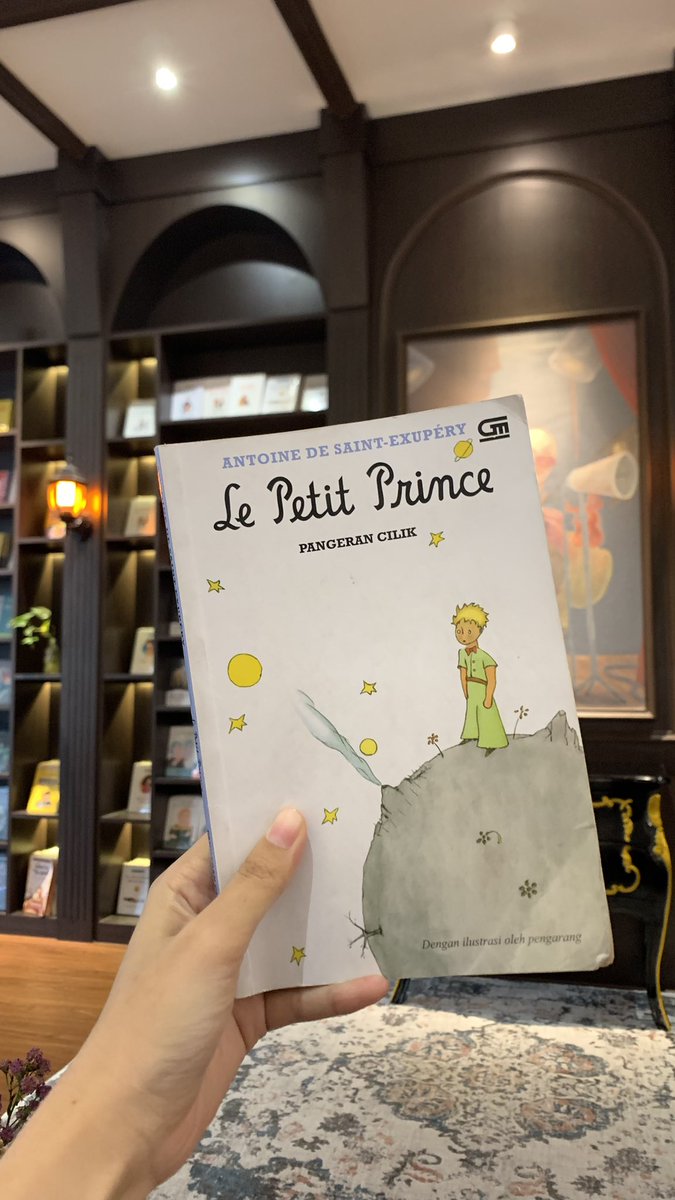 Mayfleurie's tweet photo. Finished this book at Solusi Buku 🪄 https://t.co/JLtHzjfJ5z