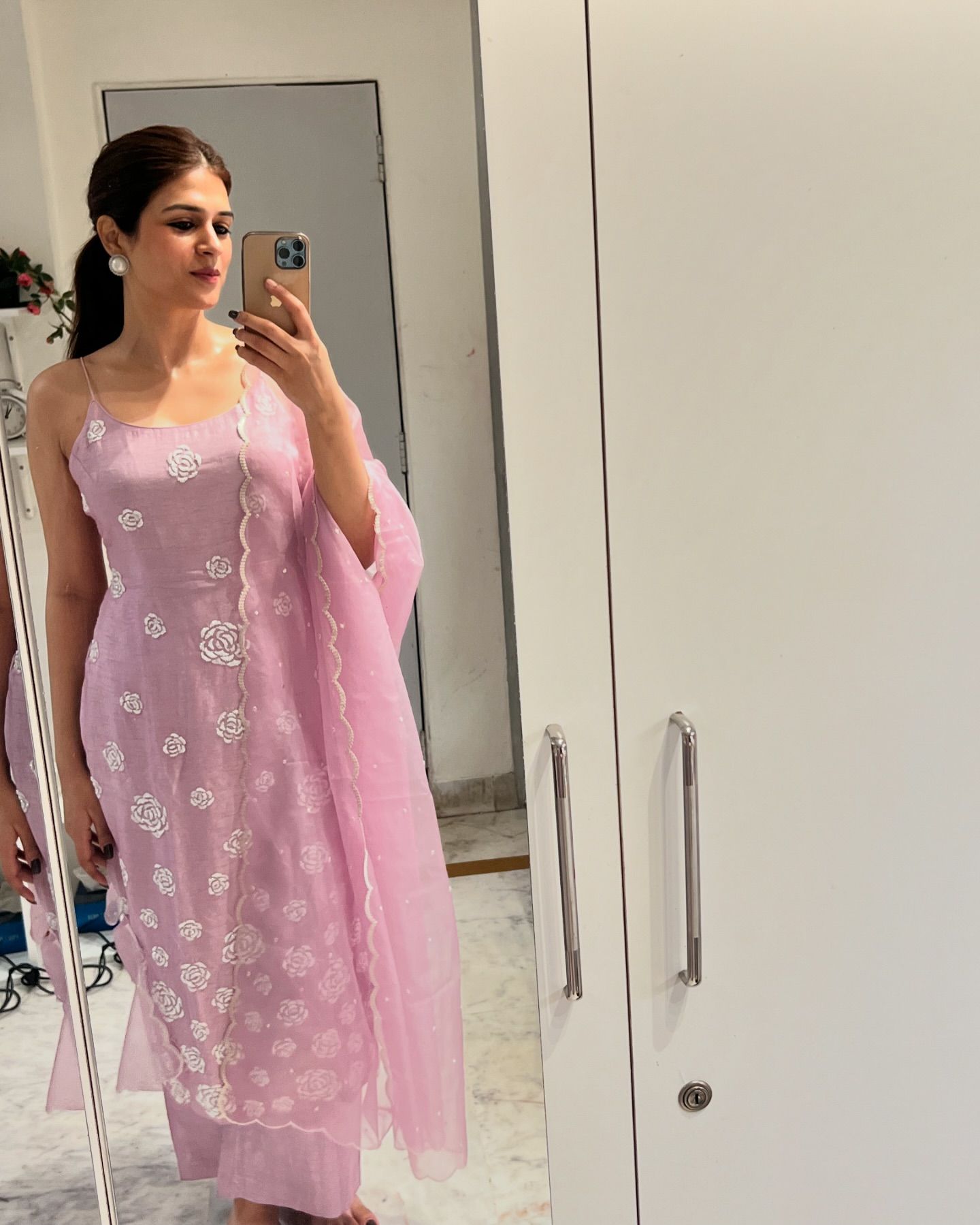 GbcaYxDagAAsff5?format=jpg&name=large