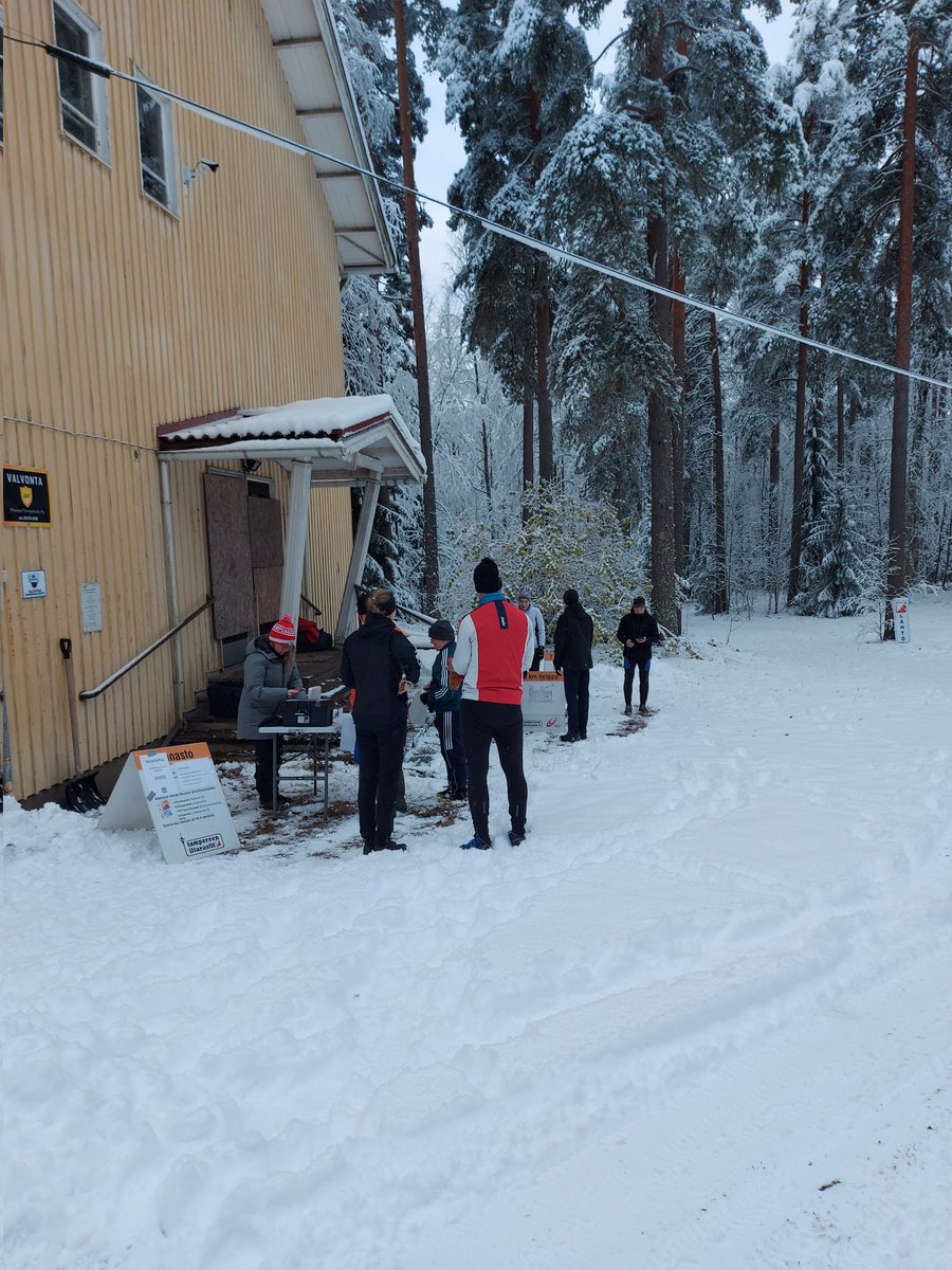 Tampereen iltarastit tweet media