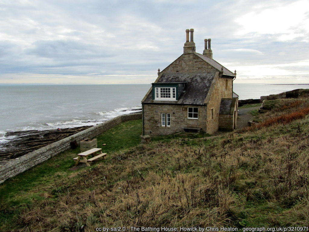 geograph_bi's tweet photo. Picture of the Day from #Northumberland 2012
#coast #Howick #BathingHouse #LordGrey https://t.co/l9DiHqSvSI by Chris Heaton https://t.co/AxhLFpiLzo