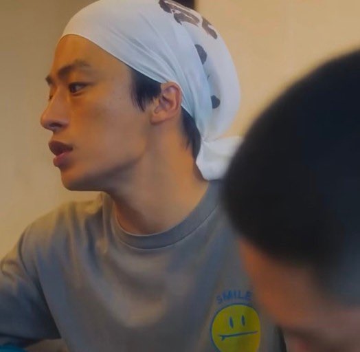 옆태 즥인다~~~~!!!
