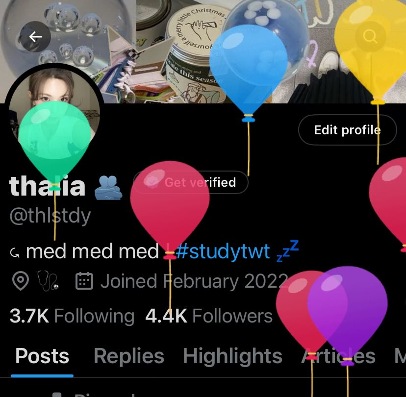 thalia 🫂 tweet media