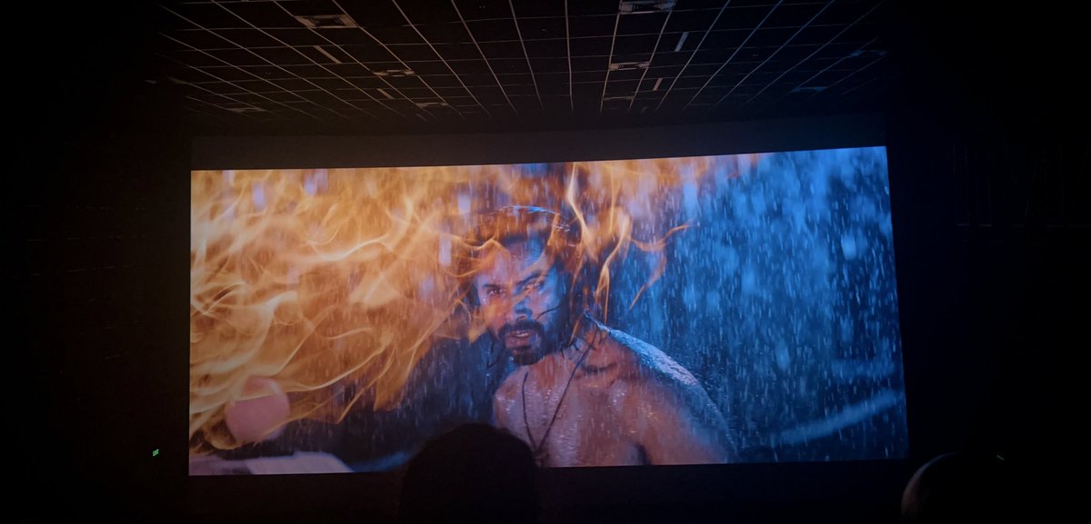 aryanhada_9's tweet photo. Teaser is too massy, full of action with powerful BGM.
#BabyJohn #VarunDhawan https://t.co/U8bxD3bHTm