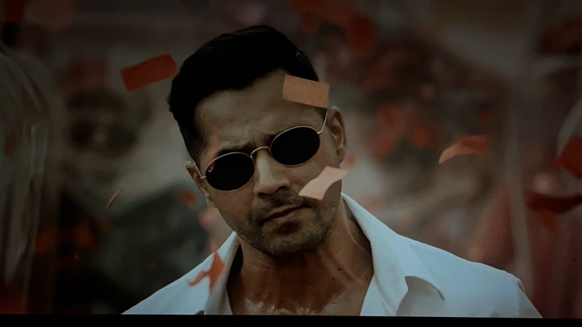 aryanhada_9's tweet photo. Teaser is too massy, full of action with powerful BGM.
#BabyJohn #VarunDhawan https://t.co/U8bxD3bHTm