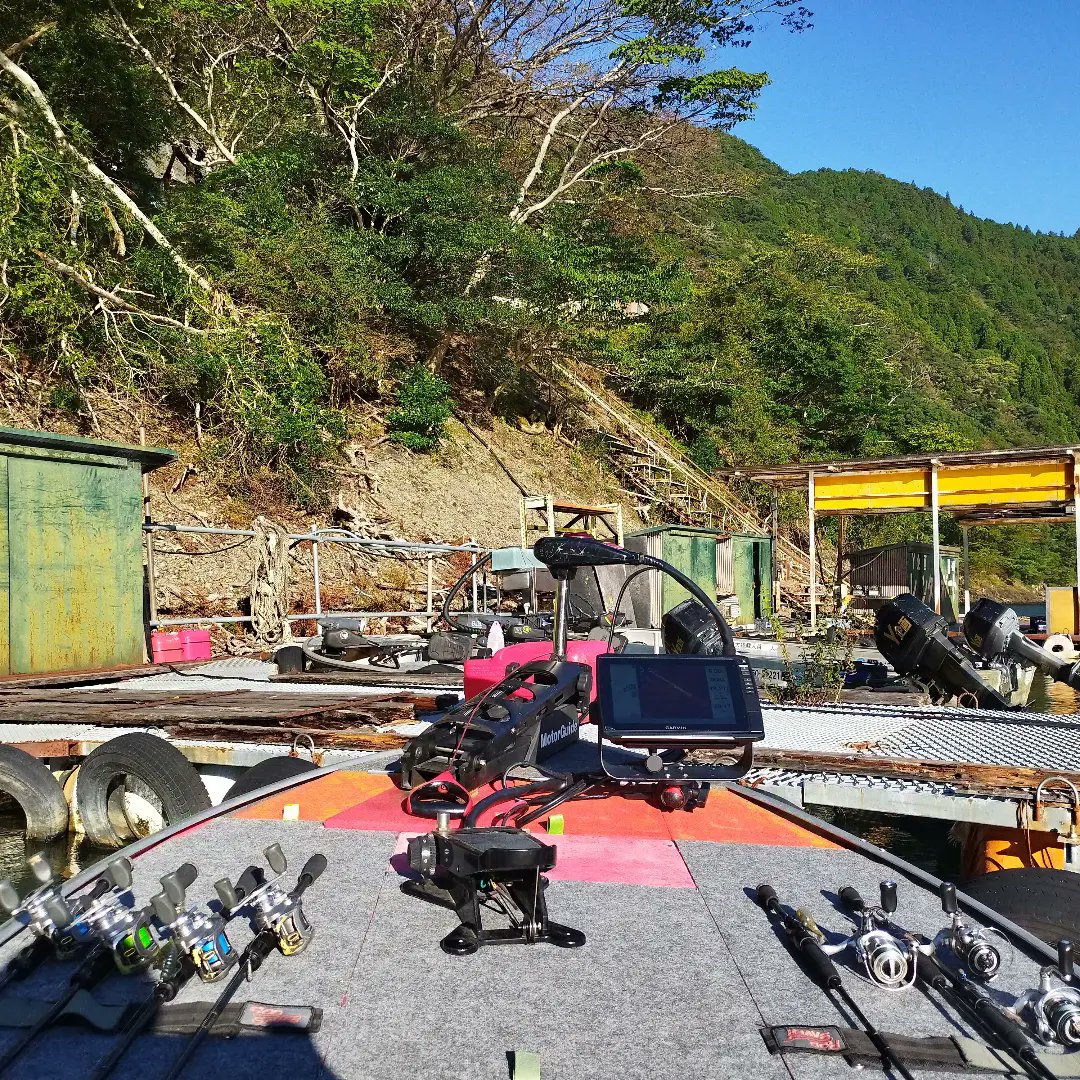 nagamine_shinji's tweet image. めーっちゃ厳しい池原ダムでしたがポロッと釣れてくれました😆嬉し😊

photo by Takase

#エレキの修理屋さん 
#ZENAQ 
#FirstPilot
#y企画