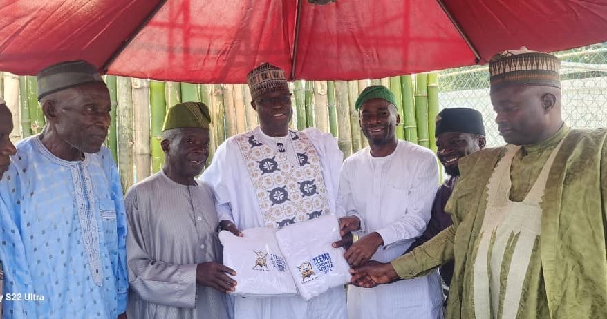 musbauceo's tweet image. Sometime in September when the Chief Imam of Offa visited @zeemsarena for special prayer to commission Asumo Pool 🏊‍♂️🏊‍♂️  #OffaTuntun #VisitOffa #Tourism #Recreation #Fun #Fitness #Games