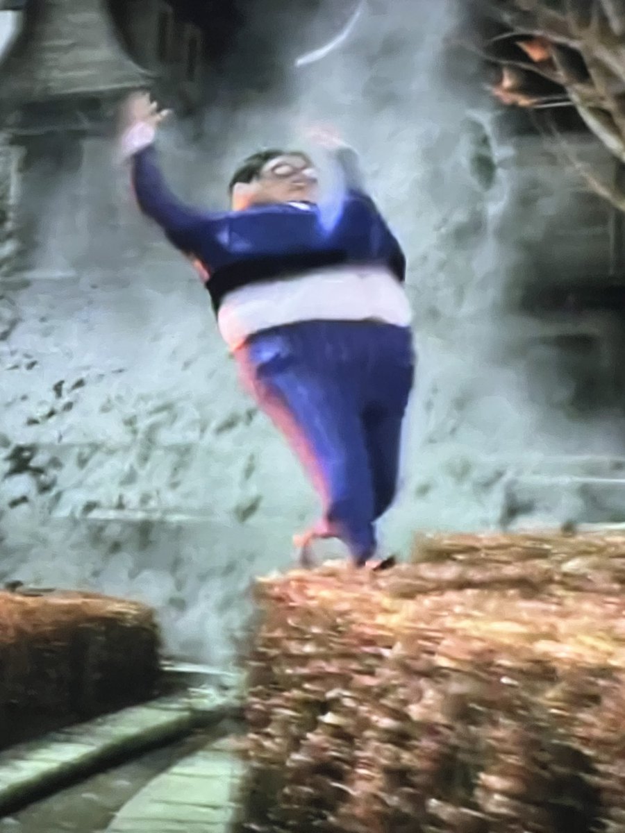 thaower's tweet image. day 1 #thaosthankfulfor thankful november! welcome back!! i totally forgot about this and was debating if i should do it this year or not so here i am, posting late