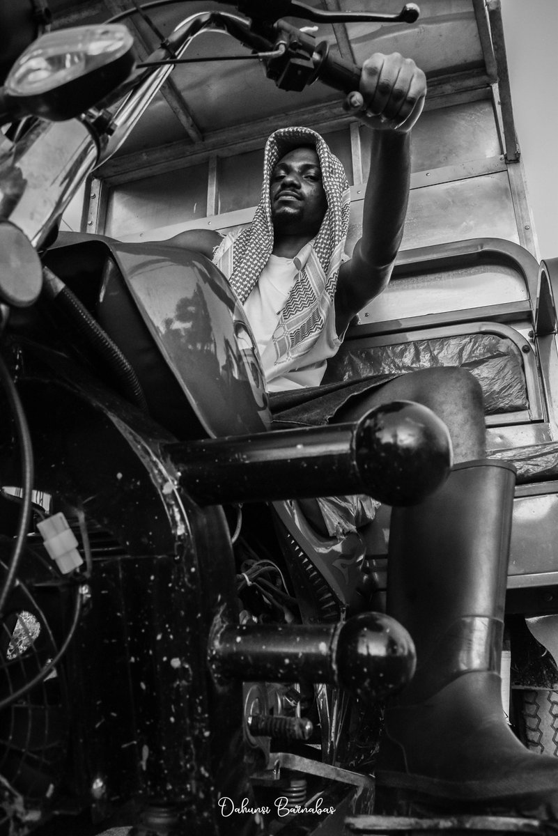 Browntitude's tweet image. Wagwan Big Smoke, I recently modeled and directed a street fashion shoot inspired by every great person who has done great things from a place. It'd be a dream come true if I get to be part of your casting for #MAINS szn 2. Blessings Big Smoke