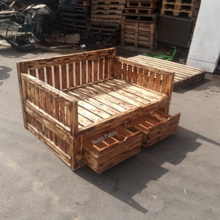 NeddPallets's tweet photo. Your number one plug for pallet and reclaimed furniture is here.
📞0700 299 463

Turn around time is 7 https://t.co/EU16aOOr3W countrywide. https://t.co/XJyBNzjIeo
