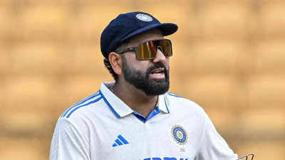 dr_artisticsoul's tweet photo. Hit Like, If you think Rohit Sharma should step down from Test Captaincy before BGT 
#INDvNZ #INDvsNZTEST #RohitSharma #whitewash https://t.co/yP3rC2DHXE