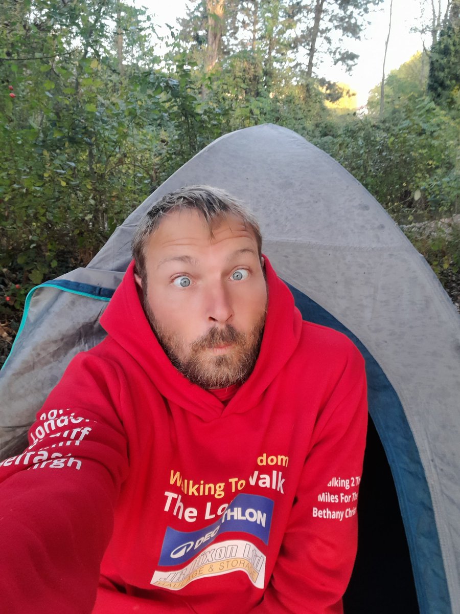 LongWalk2024's tweet photo. Day 32

Wow its cold this morning, continuing north I go. Have a fantastic Sunday.

My data ran out &amp; not letting me renew it so not sure why so will update you when I can.

#homelessness #homeless #homelessnessawareness #walking 

@bethanychtrust

https://t.co/r9UttnrnJG https://t.co/MaKhMDQjIT