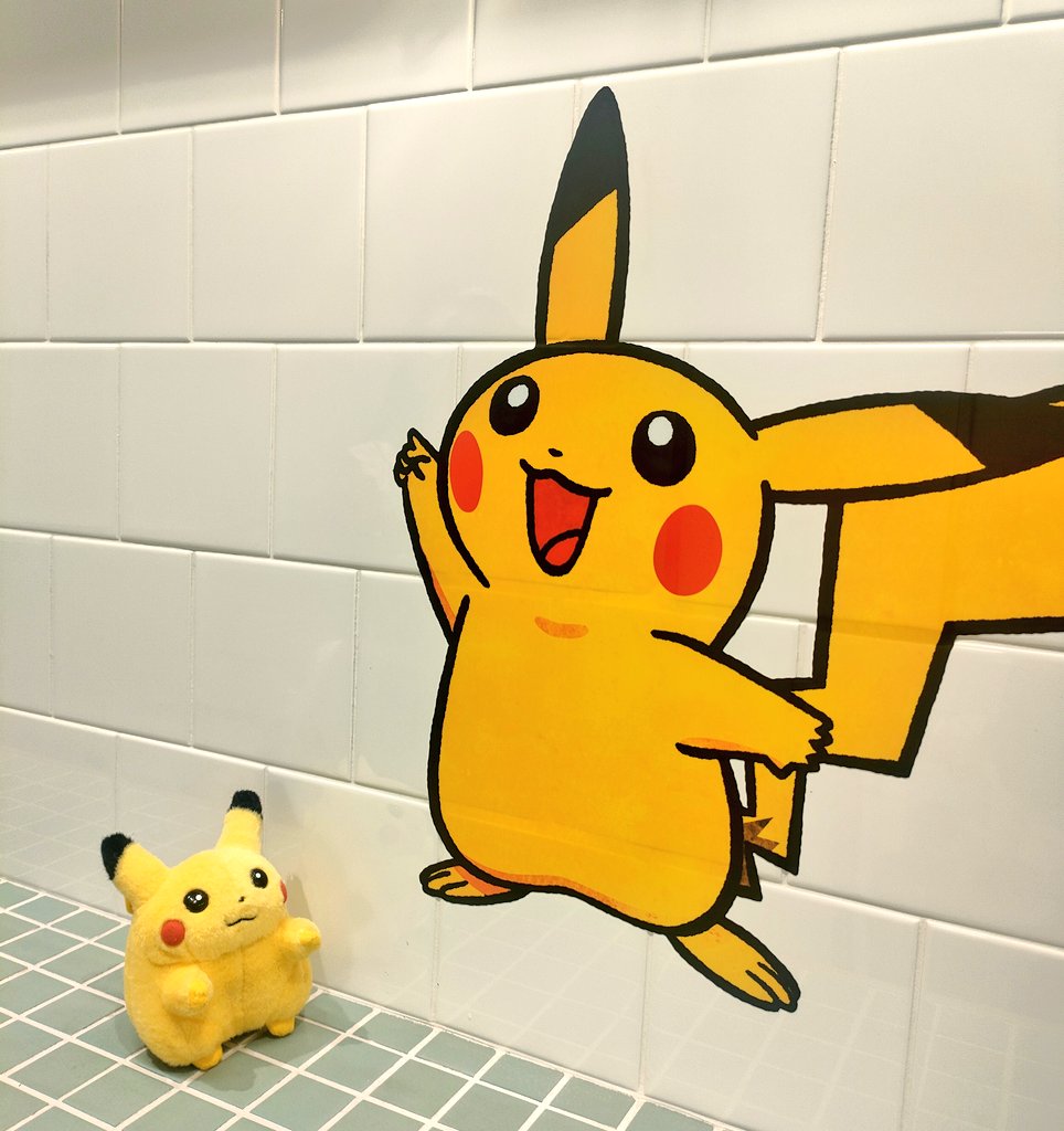 Switch2__'s tweet image. ピカチュウは初期も今も可愛いね。

#pokegenicinshibuya
#ノベルティキャンペーン