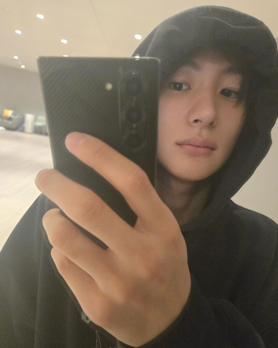 brachioo321_'s tweet photo. 찬영아아ㅏㅜㅜ🫰🏻 https://t.co/IJ0jf6Oa13