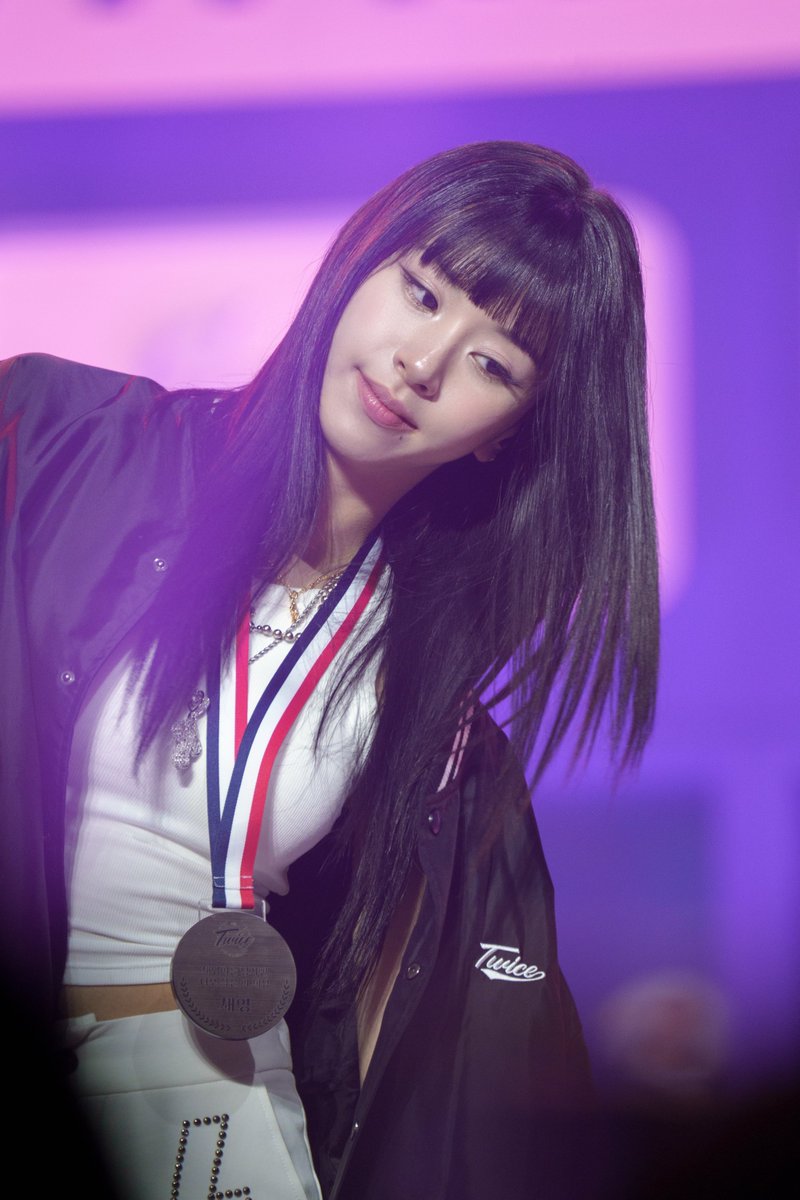 twicerunner's tweet image. 241020 트와이스 팬미팅 Home 9round 채영
#트와이스 #채영 #TWICE #CHAEYOUNG
