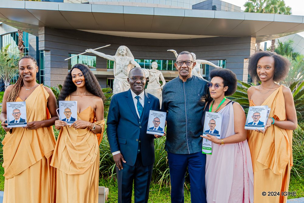 Uretse kuba kibumbatiye amateka n'ubumenyi igitabo "PRESIDENT PAUL KAGAME'S JOURNEY TO VICTORY, THE LEGACY OF LEADERSHIP" cyahuje Abanyamateka n'Abamenyi mu byiciro zitandukanye bose banezezwa n'ubuhanga bw'Umwanditsi n'Umurage w'Imitegekere y'Umutoza w'Ikirenga.