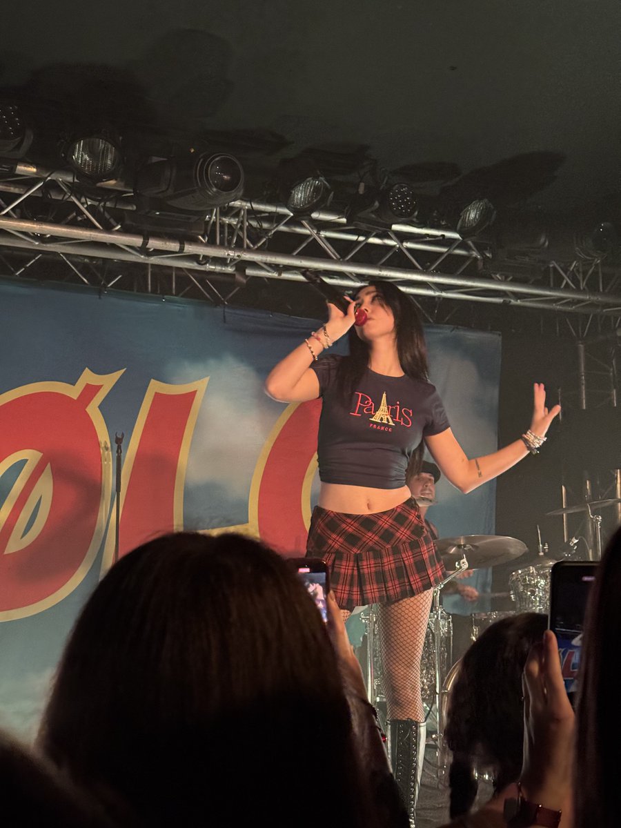 Cosmilka's tweet photo. OMG @lolopopgurl last night was insane!!! Thank you so much for your energy!! It was so good seeing you almost a year after the ATC show in Paris

love you so so so much https://t.co/ogF3MM3d7V