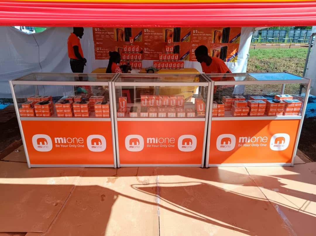 MioneUganda's tweet photo. We enter November with the best Black Friday offers on smart phones. Find #MioneSmartPhones at all outlets countrywide. Buy the #MioneU1 at 399,000ugx Only from all retail shops. 

#MioneU1 #TheOneForU #BUBU https://t.co/Byf8mzDOe1