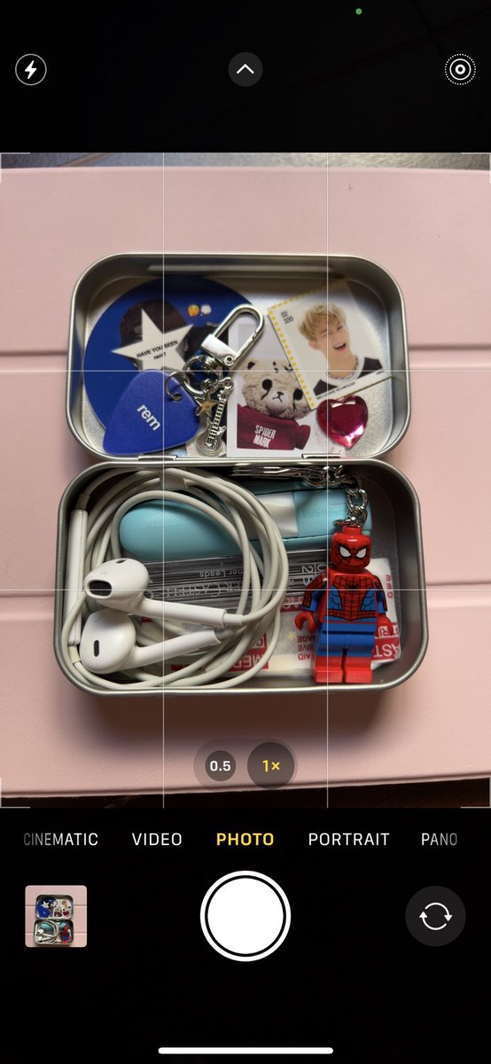 ahcean's tweet photo. rem's tin ☆ melt's tin https://t.co/S46IbeLxFm