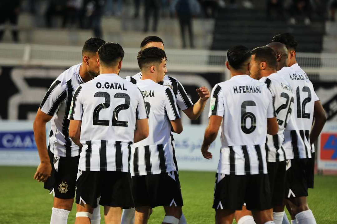 SWorld77267's tweet photo. 📊 ES Setif defeated AS Chlef 1-0 in the seventh round of the Algerian League.
 #LigueDZ #LIGUE1MOBILIS https://t.co/rul5DZ2Xyh
