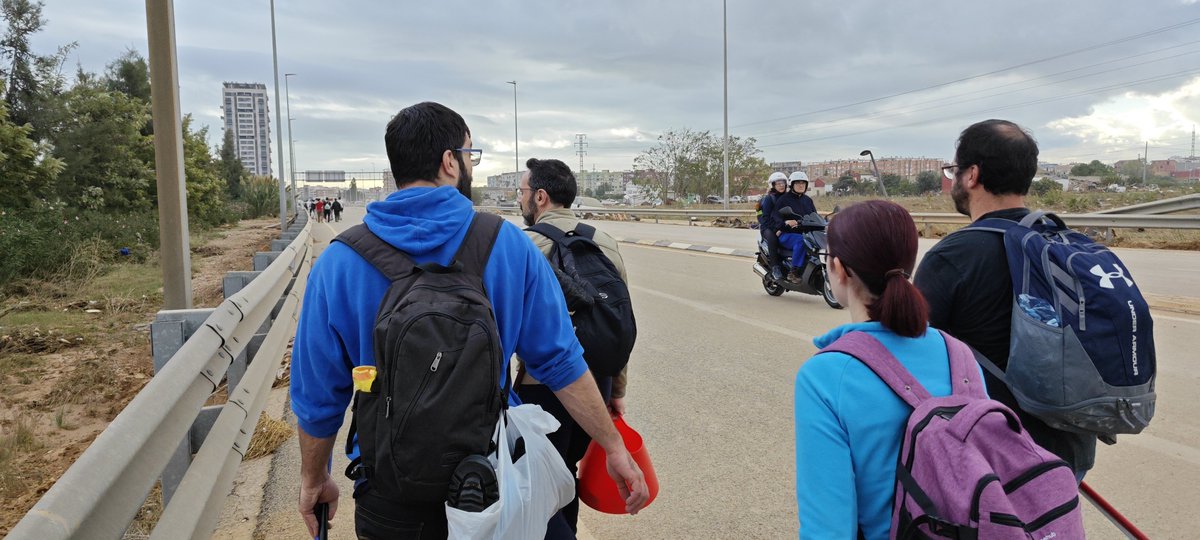 Roach Room tweet media