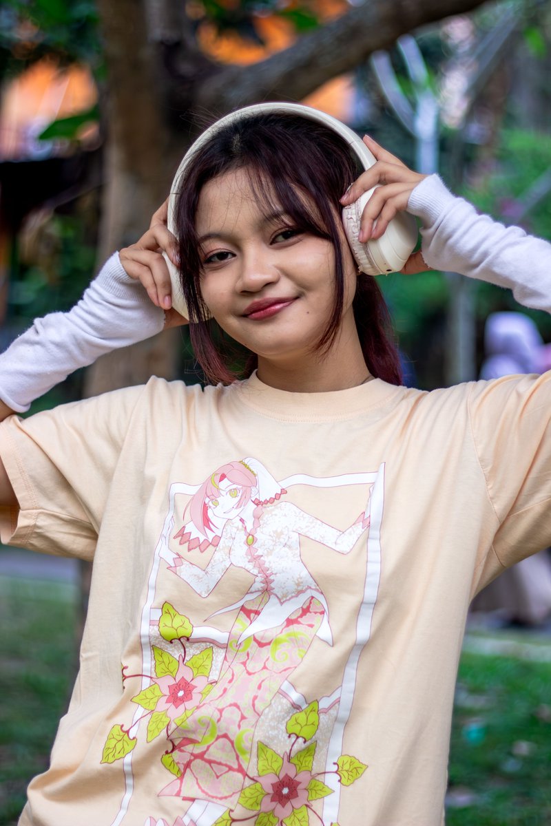 akibantara's tweet photo. Halo! 

Masih ada kesempatan loh, bagi kalian yang belum melakukan pembelian preorder Akibantara x Eija Cafe.

Pre-order akan kami perpanjang sampai tanggal 9 November 2024 ya! Jadi tunggu apalagi? Dapatkan merchandise eksklusif yang ditandatangani oleh Tiona Bintari! https://t.co/gspRunxBf4
