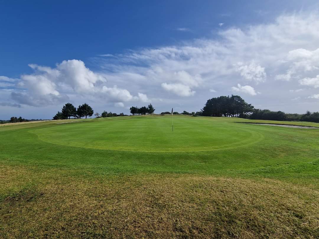 St Austell Golf Club tweet media