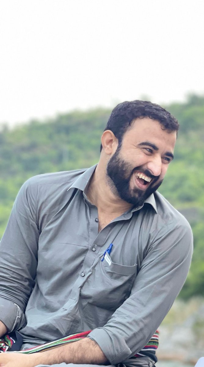 Abdu_Baluch's tweet photo. سنگت پوسٹر جوڑ بؤت انت۔۔۔
#savebalochstudents https://t.co/Urj5DqJycu