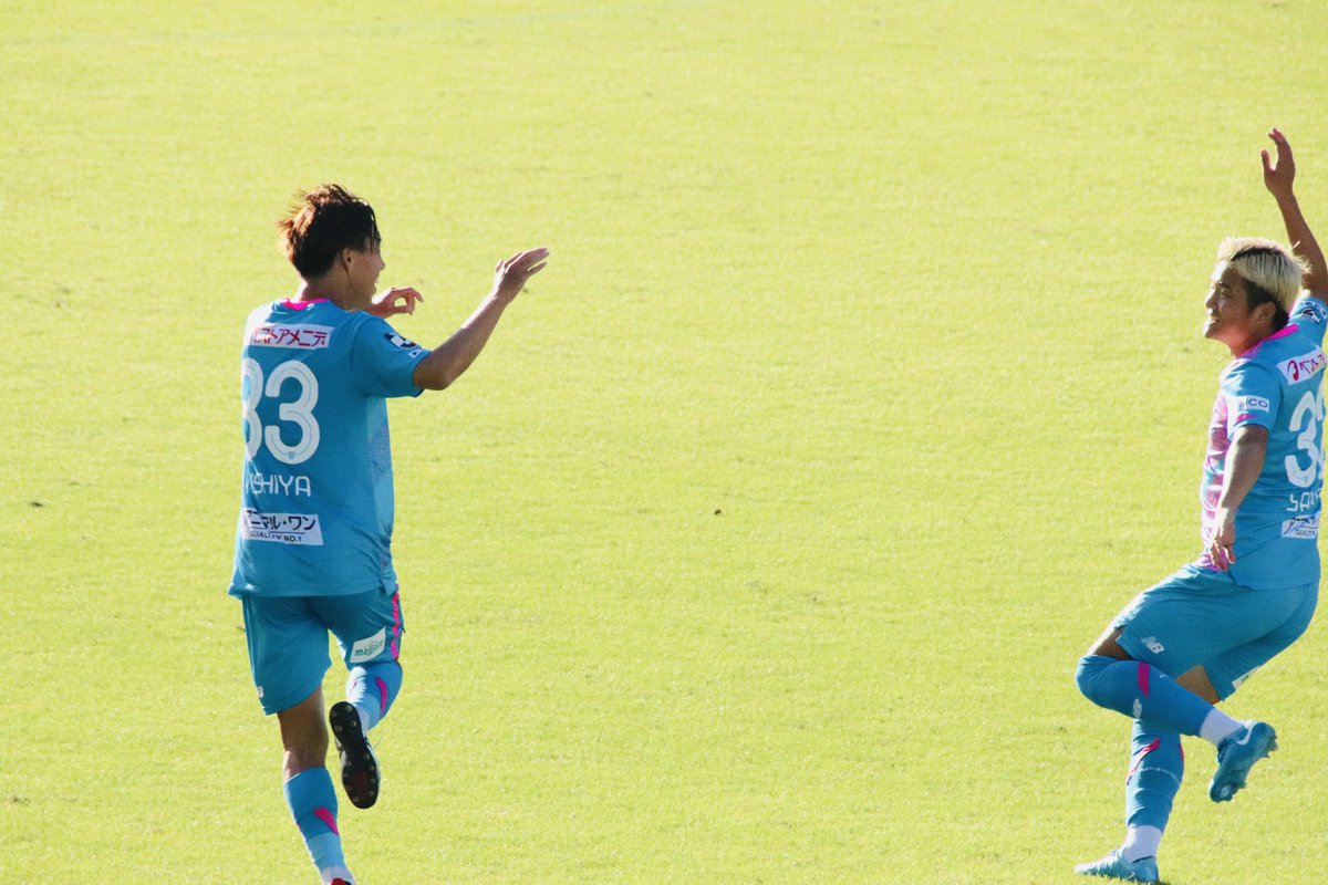 fumikun0203's tweet image. ゴール決まってウッキウキの西矢と堺屋が可愛すぎたので見てください🥹

#サガン鳥栖 #西矢健人 #堺屋圭介