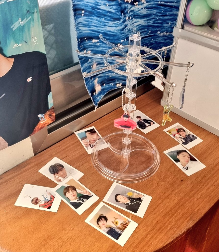 wildfire062's tweet photo. 💙하이타운 서울

소년청량하면 민혁이거등요💙💙💙
컨셉이나 특전 내부 사진들까지 모두 취향저격이어서 무조건 가야한다고 생각했는데 역시나 너무 예뻤어요ㅠㅠ🫶🫶🫶
원픽이었던 키링까지 한번에 나와서 행복했던 카페☺️💙

#the_whale_takes_you_again https://t.co/URgCHLQnoB