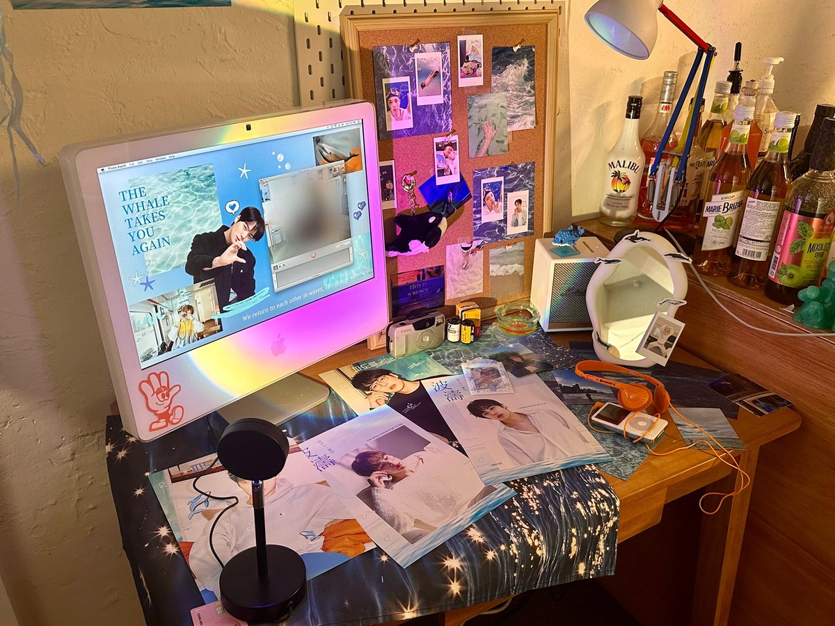 bymymhside's tweet photo. 내가 사랑하는 민혁과 파랑의 조합 🎂💙
고래가 좋은 곳으로 데려가주길 .ᐟ 🐋🫧🌊

 #the_whale_takes_you_again https://t.co/J8MARXYQaQ