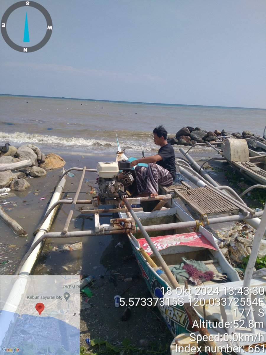 AnggunAngg25809's tweet photo. Mendampingi kelompok nelayan KUB mutiara laut dalam akses pemasaran hasil tangkapan ikan dengan menggunakan alat tangkap rawai hanyut di Desa Pajukukang Kec Pajukukang Kab Bantaeng https://t.co/LjcsGobPKl