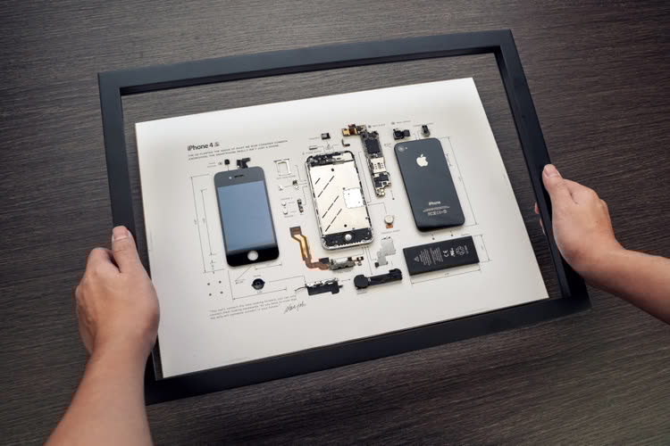 MacGeneration's tweet image. Comment les tableaux de Grid Studio dévoilent l&apos;intérieur des iPhone, iPod ou Game Boy dlvr.it/TFzKFL #GridStudio #iPhone