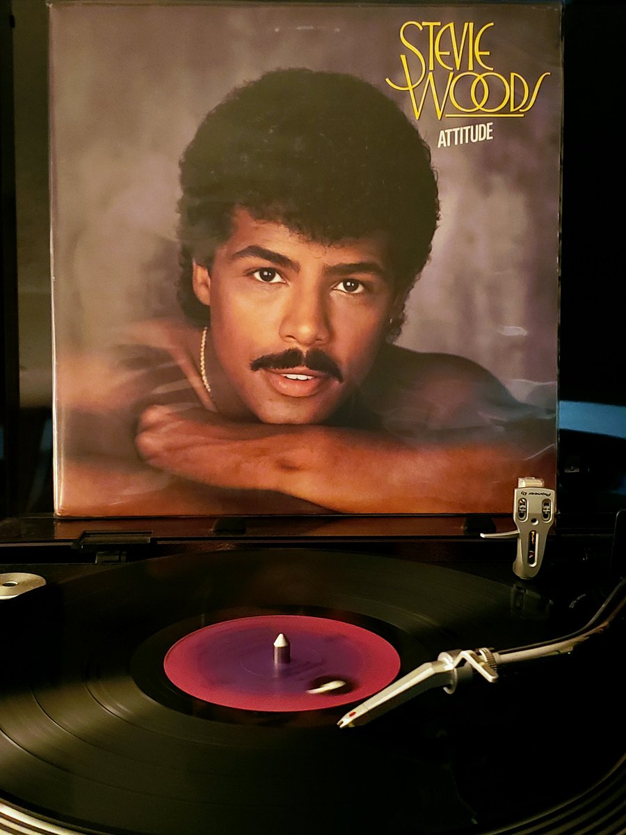 Kiandesworld72's tweet photo. Vocalist Stevie Woods never had a massive hit song, but his smooth voice covered several albums in the early 80’s. His Pop/R&B voice was reminiscent of Johnny Mathis. 🎼
Mood 🎧
Artist: Stevie Woods
Album: Attitude
Released: 1983
Label: Cotillion
#Mood
#StevieWoods
#Attitude https://t.co/iUMgxVW2mh