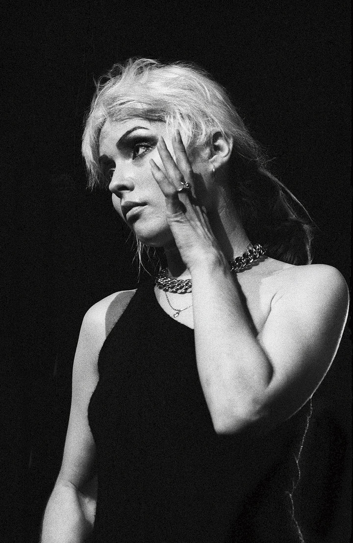 GeorgiosMasman2's tweet image. #SundayGirl #DebbieHarry 
‘I liked working with Debbie Harry because she was so picturesque. It revolved around whether I was going to get a good picture; if I knew I was going to get a good picture, I enjoyed it.’ #AdrianBoot
📸 © Adrian Boot
London, U.K. 1979