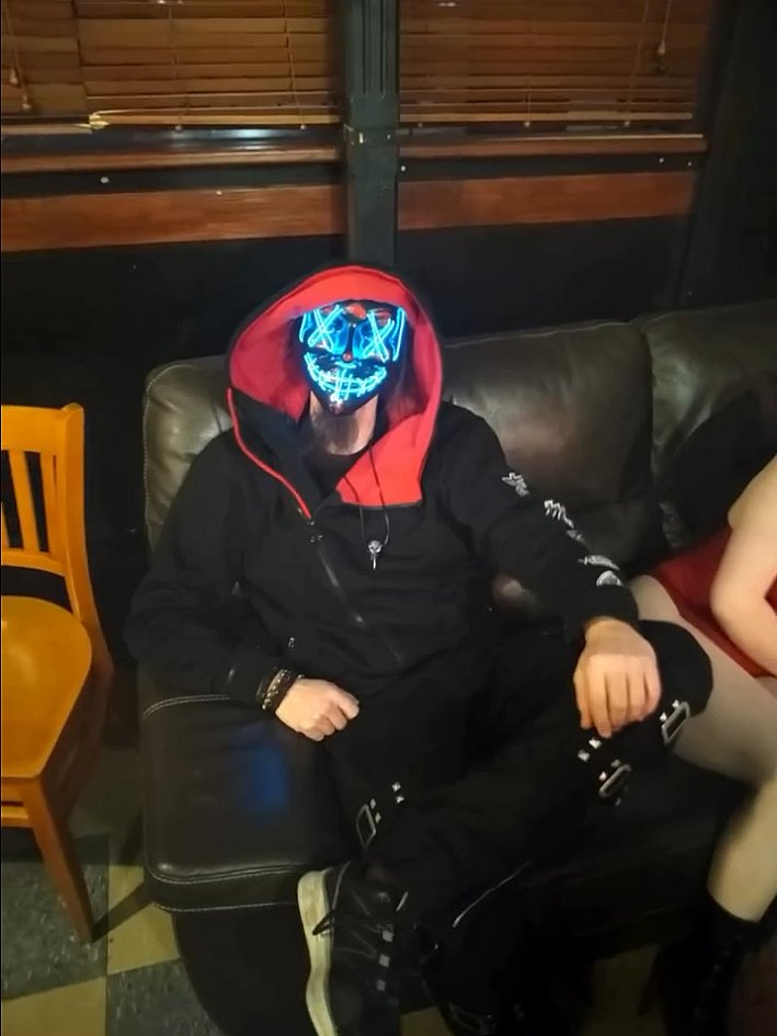 Korrud's tweet photo. Oli oikeen kivat halloweenit https://t.co/aOq1iPipr8