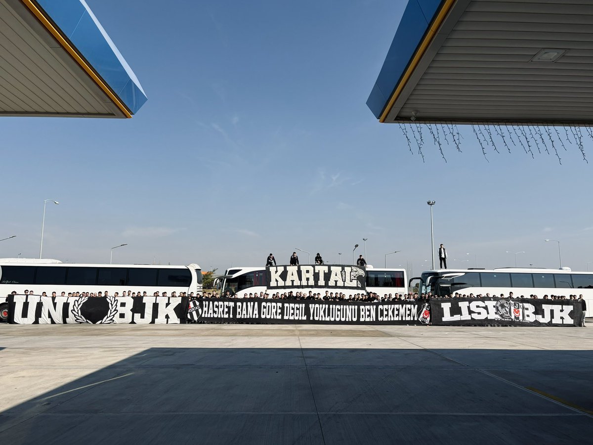 HASRET BANA GÖRE DEĞİL YOKLUĞUNU BEN ÇEKEMEM!

Kadın futbol deplasmanı için İzmir yollarındayız. #UNIBJK