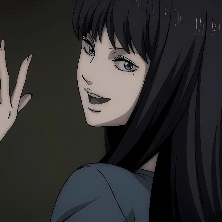 tomiehourly's tweet photo. Junji Ito collection ♡ https://t.co/yfev3NnlkK