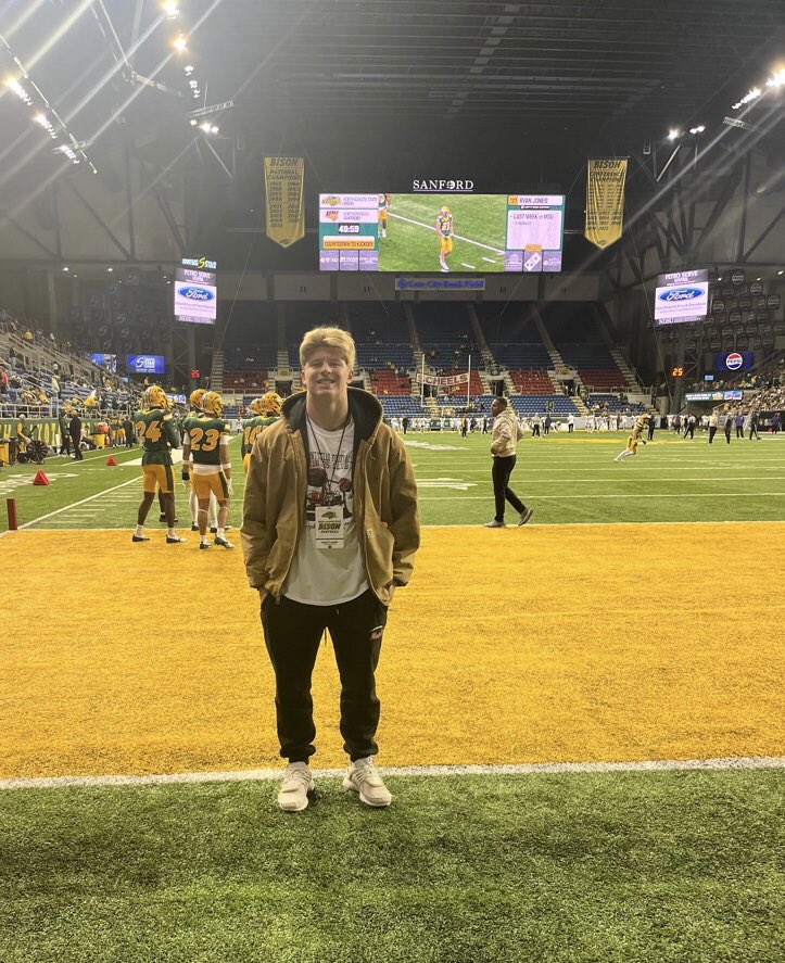 Garett Bauer (@garett_bauer7) on Twitter photo Easy to see that everyone here really cares about football. <a href="/CoachTimNDSU/">Tim Polasek</a> is a man you want to play for‼️ Thank you <a href="/CoachGrantOlson/">Coach Grant Olson</a> <a href="/JamoBrown_/">Jamison Brown</a> Easy to see that everyone here really cares about football. <a href="/CoachTimNDSU/">Tim Polasek</a> is a man you want to play for‼️ Thank you <a href="/CoachGrantOlson/">Coach Grant Olson</a> <a href="/JamoBrown_/">Jamison Brown</a>