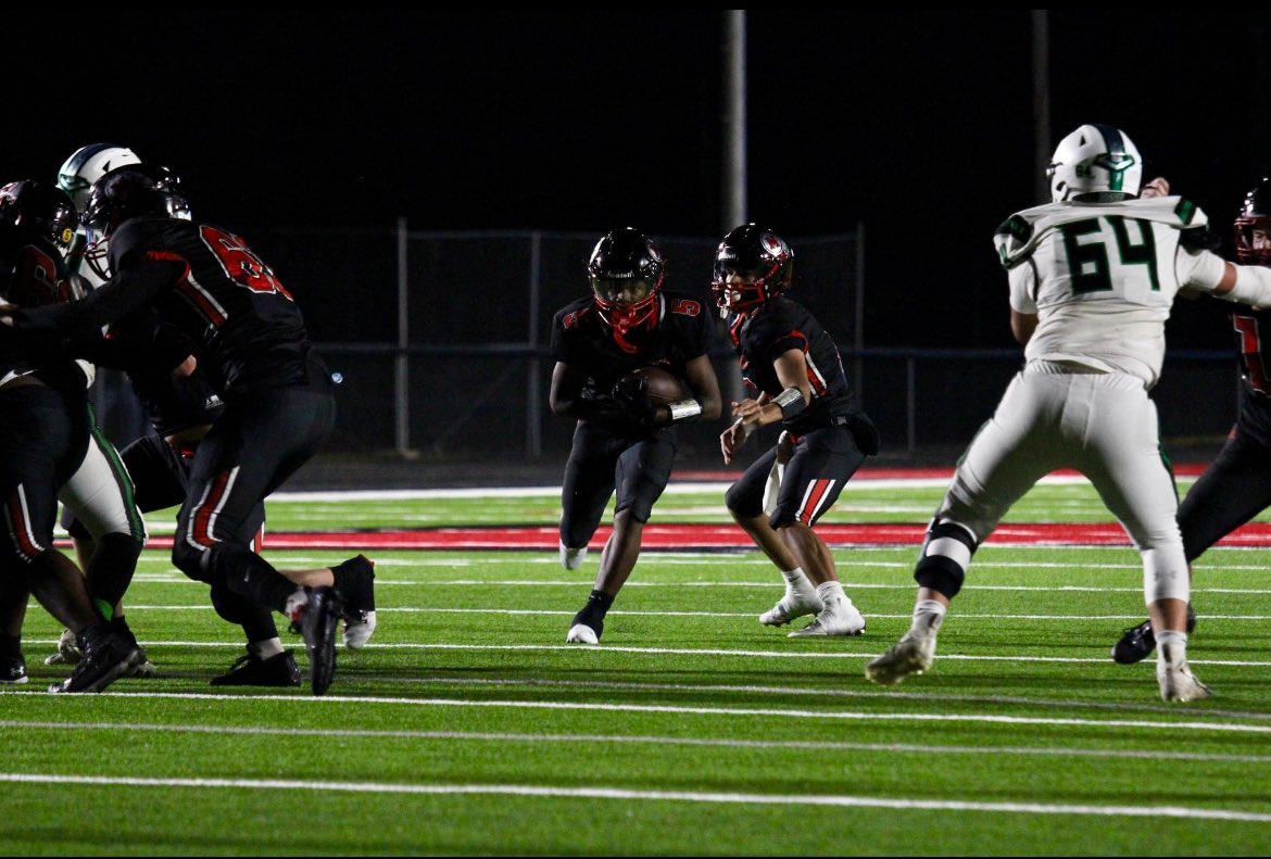 Sad lose Friday. Senior season over and injuries hit me hard towards the end, causing me to not go out with the bang I wanted to. Gave it my all this year wanna thanks everybody who was with me my senior year especially my coaching staff! Time to see what my next chapter. #5out💔