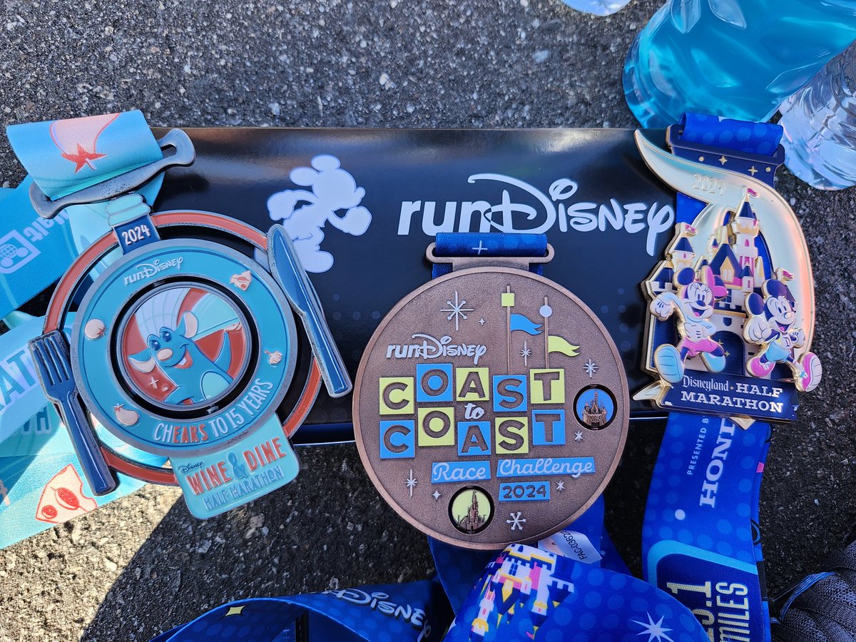 Forrunningoutld's tweet photo. And with that, my runDisney career has come to a close. Unless they bring back races to Disneyland Paris. Castle to Chateau, please! You listening @runDisney? #WineandDine #13point1 #runnersoftwitter #womensrunningcommunity https://t.co/Il63BjUK29