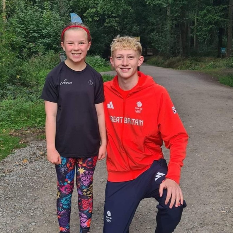 As part of the collaboration between junior parkrun and <a href="/TeamGB/">Team GB</a>, athletes have been visiting junior parkruns, creating memorable experiences for young participants and encouraging them to stay active 👉 parkrun.me/1enr4

🌳 #loveparkrun