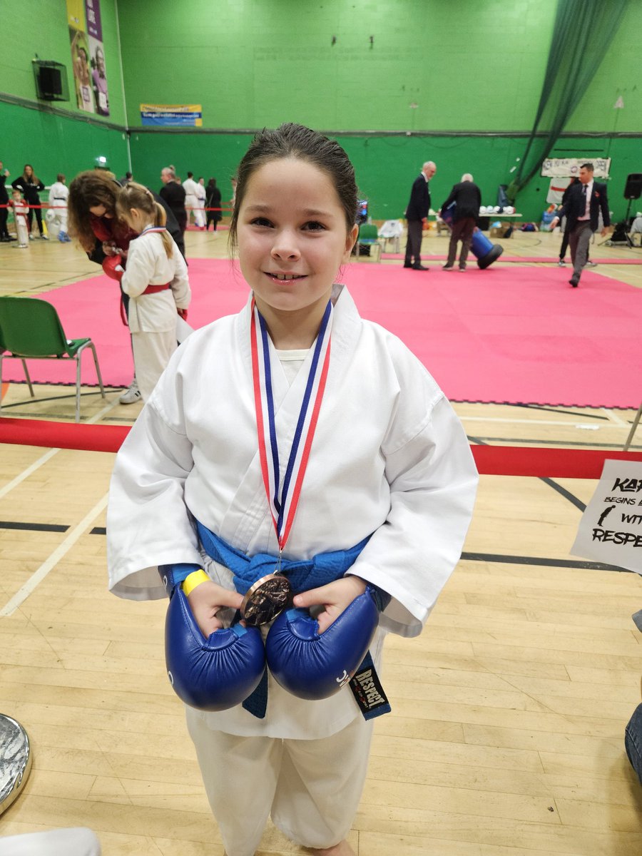 StephD (@stephd_3101) on Twitter photo Ands thats a wrap to our 2 very busy weekends! Street Dance show for USC dance last sunday and today KenYuKai National Karate tournament, where Ava secured a bronze too! Well done Matthew and Ava 🤩 #proud <a href="/inspire_pe/">Inspire PE</a> <a href="/MrT_Inspire/">Mr Tyrrell</a> <a href="/InspireMrsP/">Mrs_P_Inspire</a> <a href="/MissHewit/">Miss Hewitt_INSPIRE</a> Ands thats a wrap to our 2 very busy weekends! Street Dance show for USC dance last sunday and today KenYuKai National Karate tournament, where Ava secured a bronze too! Well done Matthew and Ava 🤩 #proud <a href="/inspire_pe/">Inspire PE</a> <a href="/MrT_Inspire/">Mr Tyrrell</a> <a href="/InspireMrsP/">Mrs_P_Inspire</a> <a href="/MissHewit/">Miss Hewitt_INSPIRE</a>