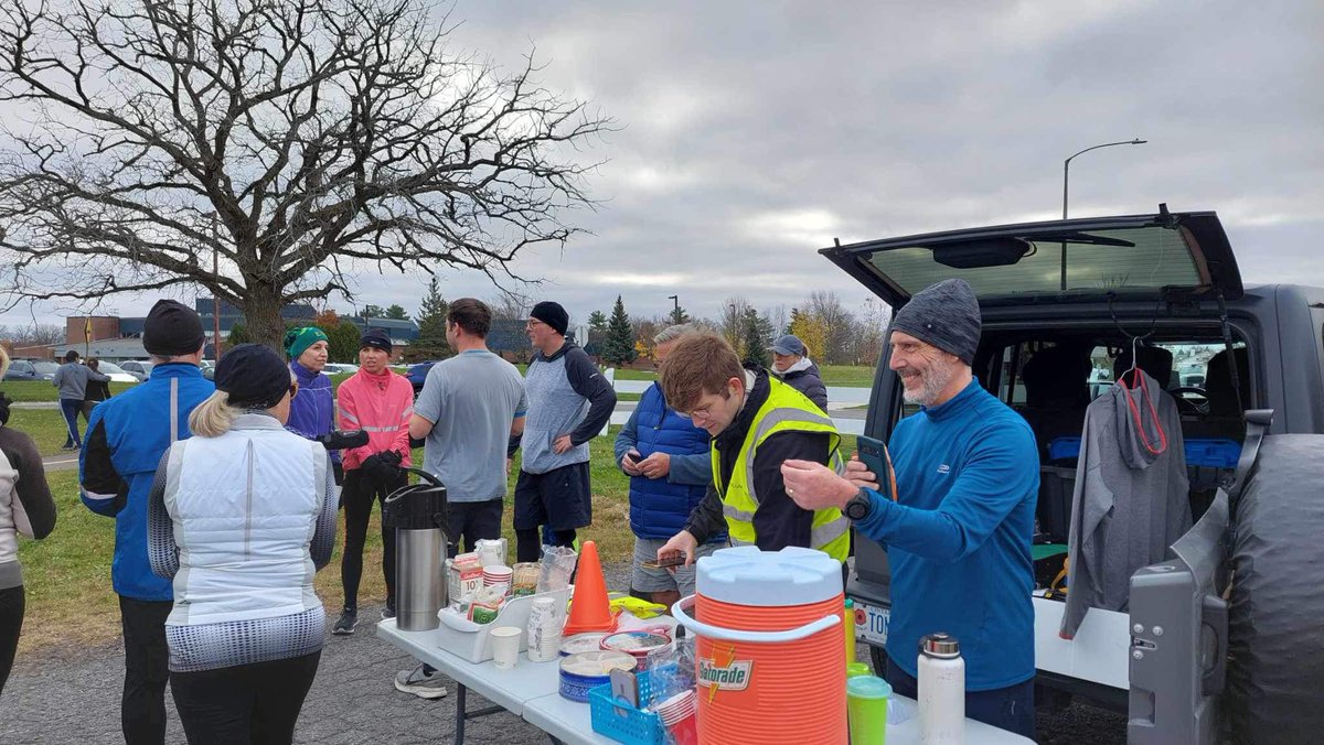 orleansparkrun's tweet photo. 212th event / 212e évènement - NOVEMBER 3

We had 85 participants, including several first-timers, and a visitor from Taiwan, who ran, jog or walk.

Thanks again to our volunteers, who made this event possible. 🏃🏻‍♂️🏃🏼‍♀️🚶‍♀️🦮
Check this week’s results:

https://t.co/PuaF7RzAug https://t.co/GWnZFKbKxr