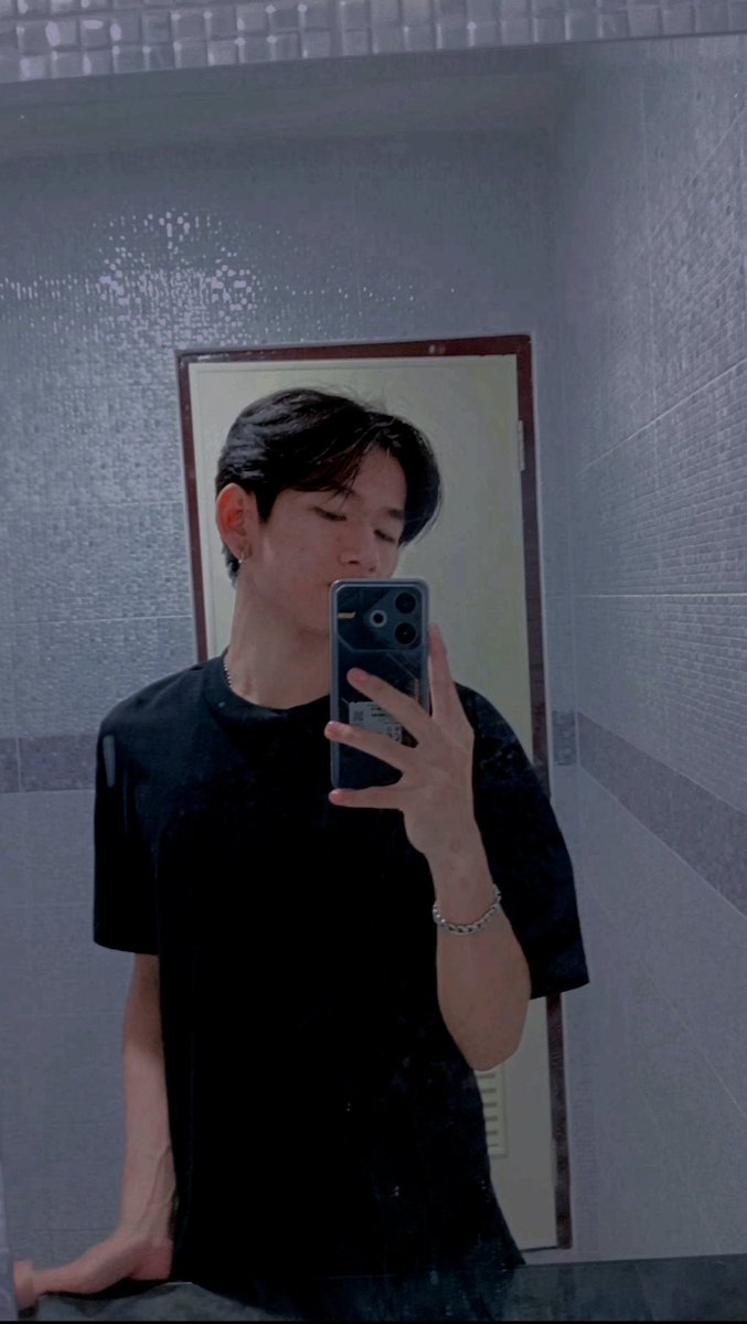 hub_meow's tweet photo. #พัทยา 🐦‍⬛ https://t.co/xPbIwiy5Wg