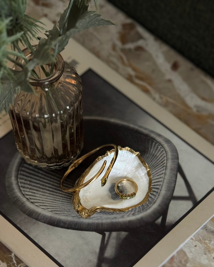 Danielle Jonas Co. tweet media