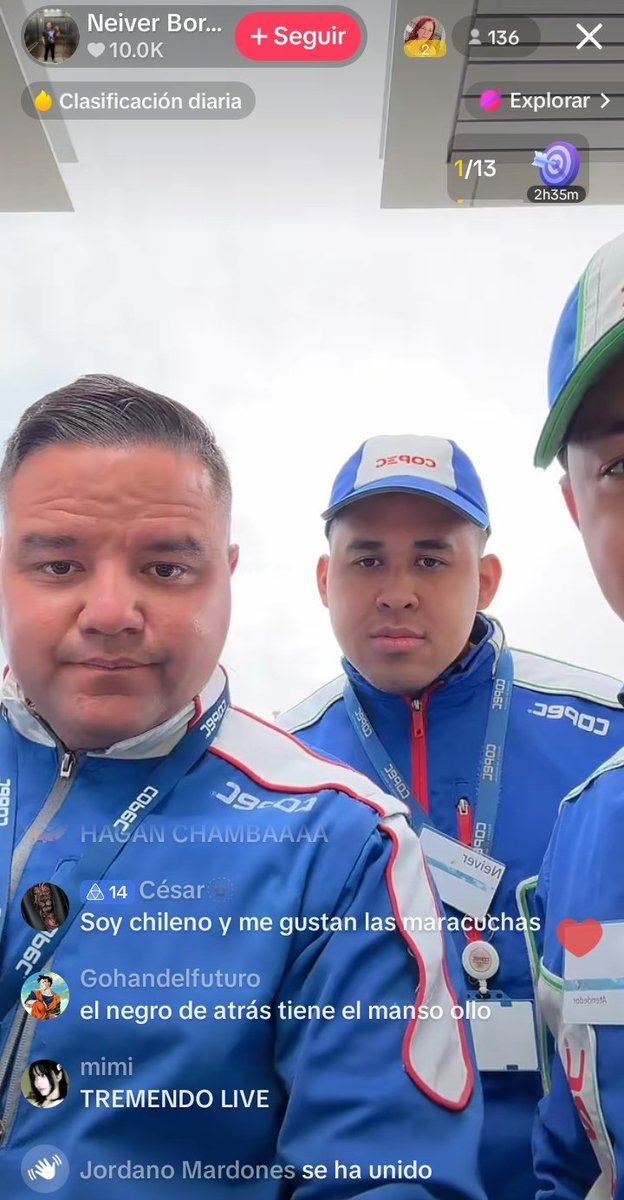 Hola <a href="/copec_cl/">COPEC</a> hay un live de tik tok con sus trabajadores, de nacionalidad venezolana, usando su uniforme de trabajo de COPEC, están insultando a los chilenos hablando mal de la empresa y de los chilenos?