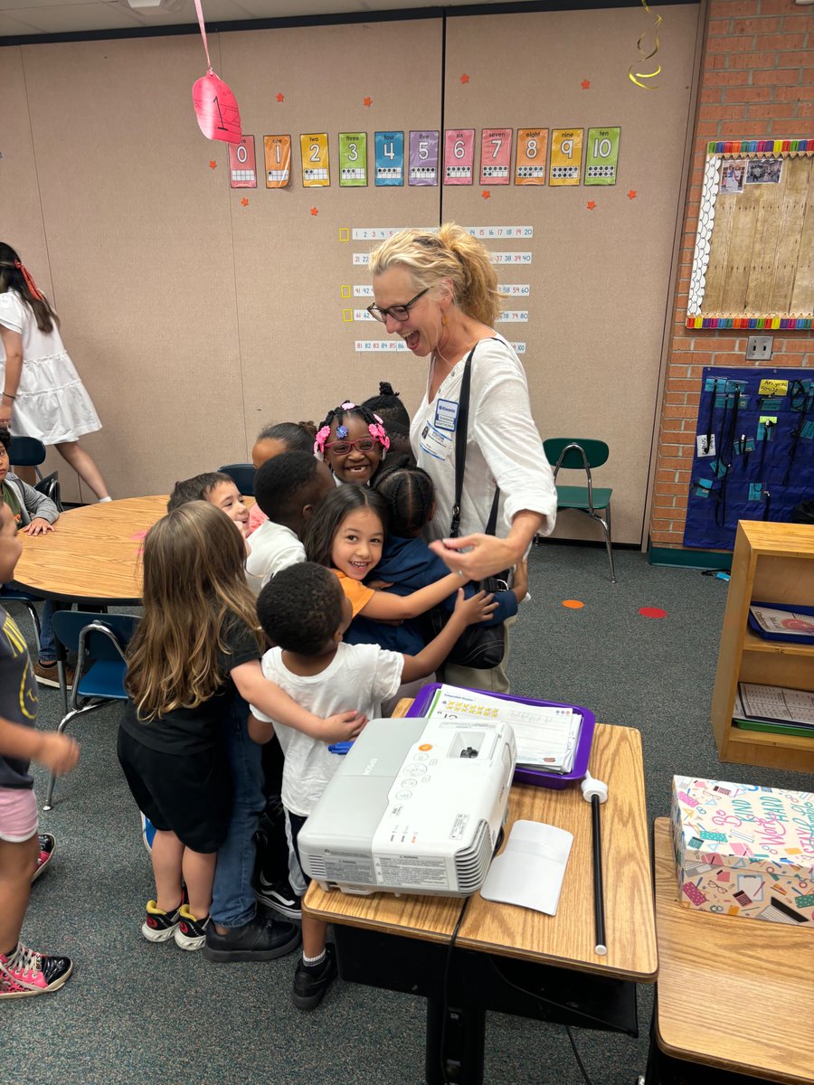 Reading is Fun at Hellen Caro and Navy Point elementary! All K-2 kids were given a book of their own after all were read a story. <a href="/Kiwanis/">Kiwanis</a> <a href="/kiwaniskids/">Kiwanis Kids</a> <a href="/weartv/">WEAR ABC 3</a> <a href="/wsretv/">WSRE</a> <a href="/MulletWrapper/">Mullet Wrapper</a> <a href="/UWWFL/">United Way of West Florida</a>